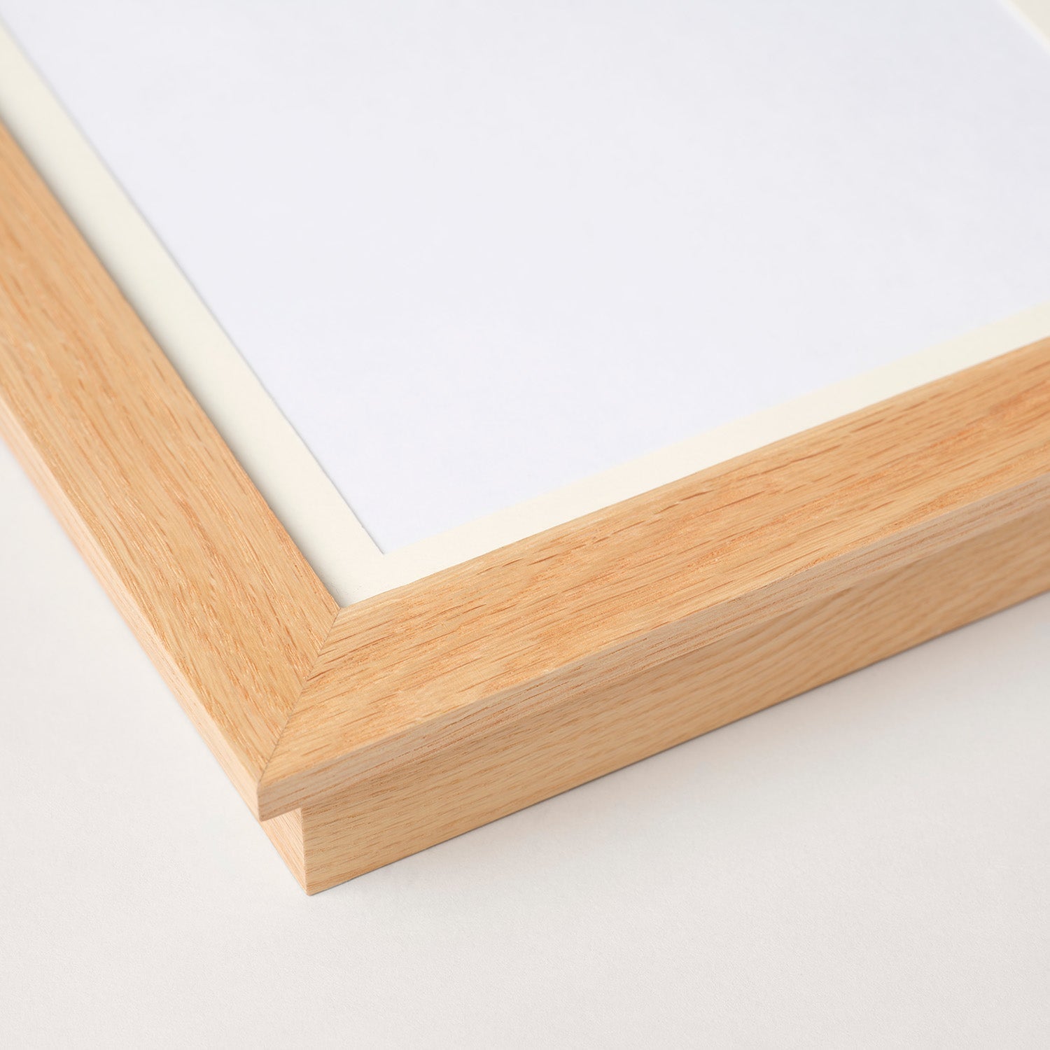 Toddlers Wooden Frame - puukehys massiivimännystä tai tammesta