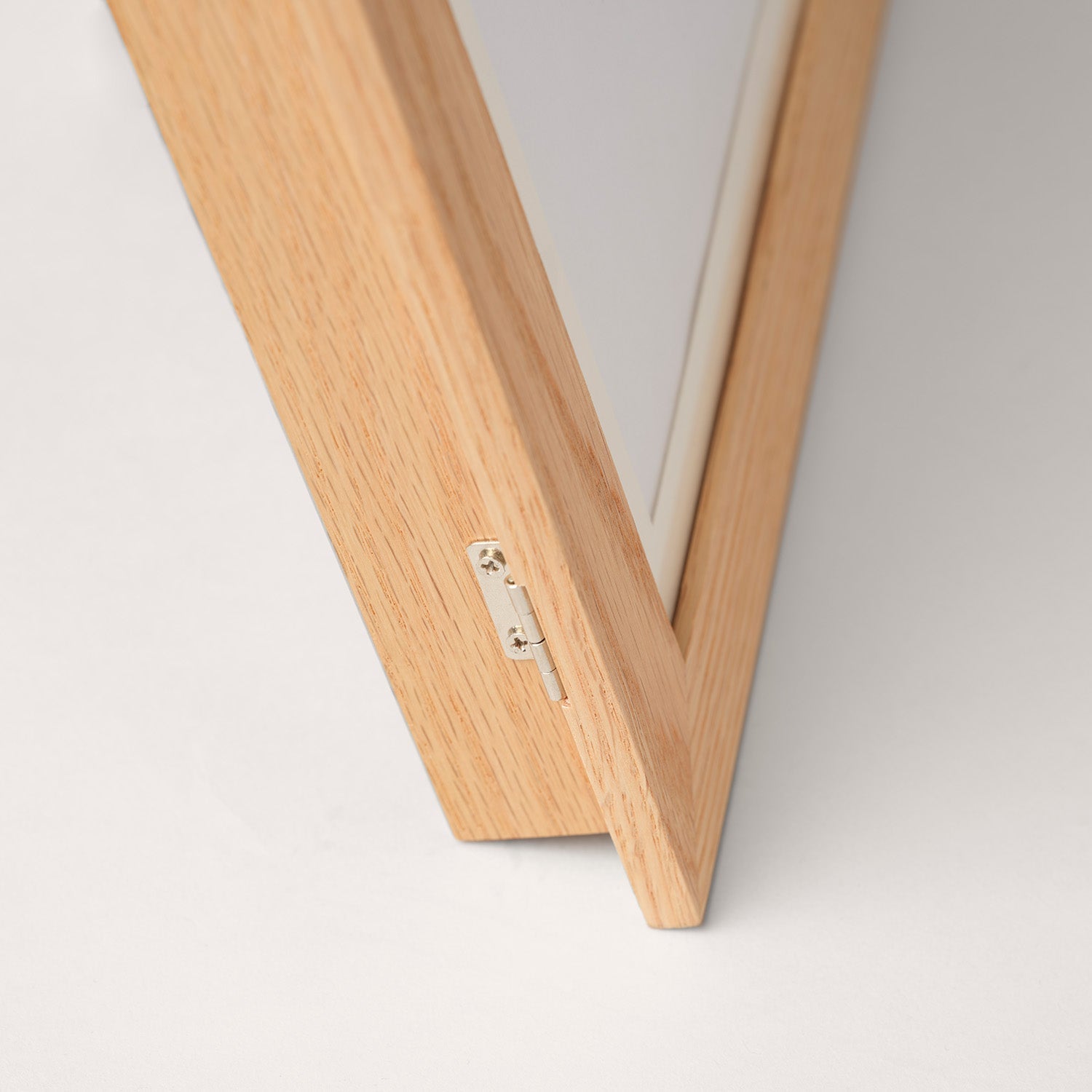 Toddlers Wooden Frame - puukehys massiivimännystä tai tammesta