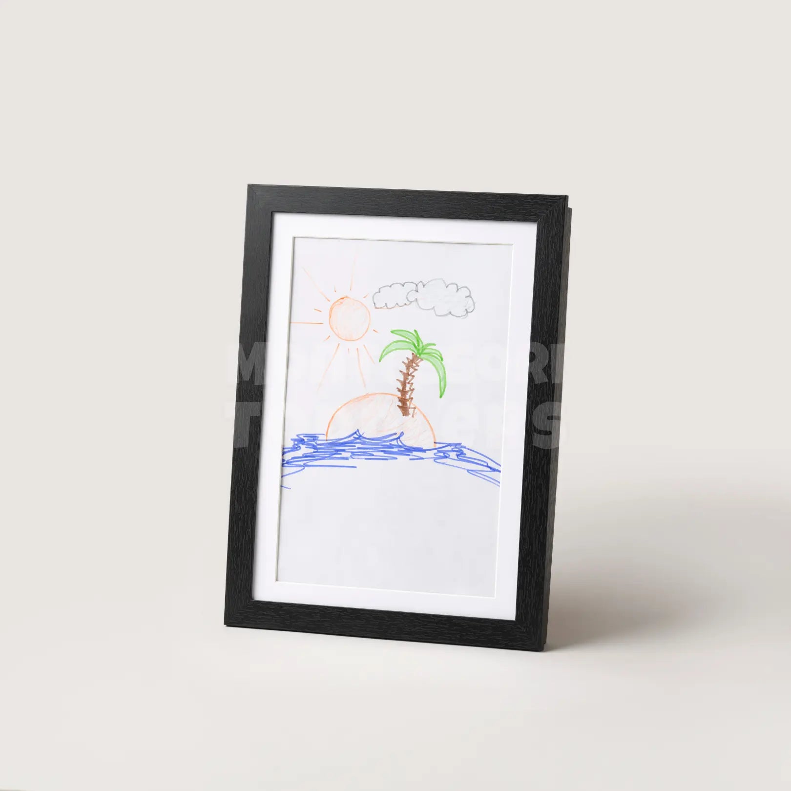 Toddlers Frame – Piirustuskehys, jossa on sisäänrakennettu säilytystila