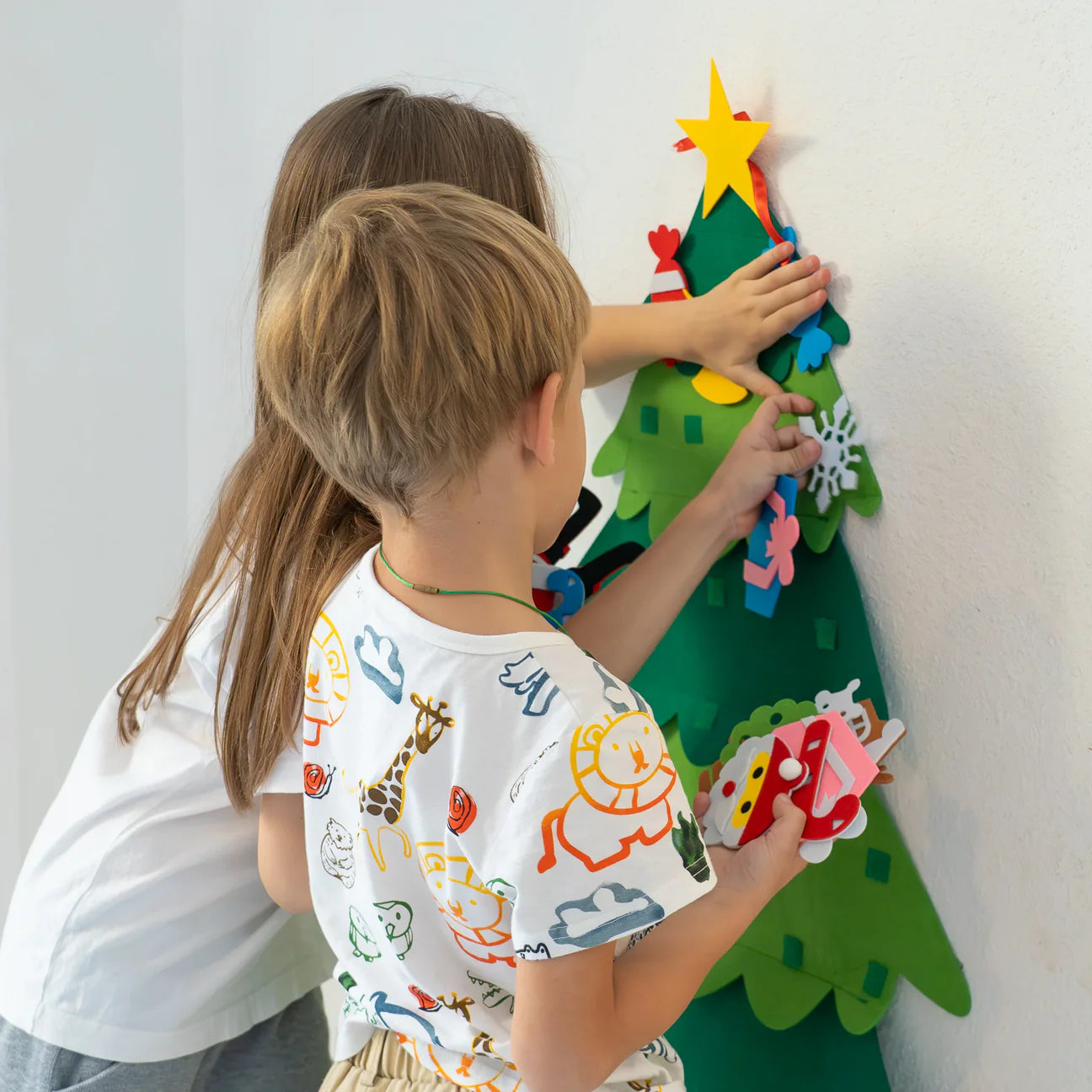 Toddlers Tree™ – Kinder haben ihren eigenen Weihnachtsbaum!