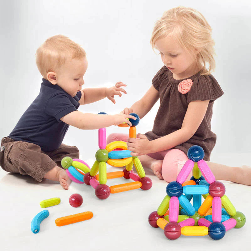 Toddlers Magnetic Sticks - A new builder in town!